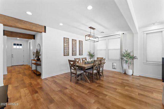 10457 E PIVITOL Avenue, Mesa, AZ 85212