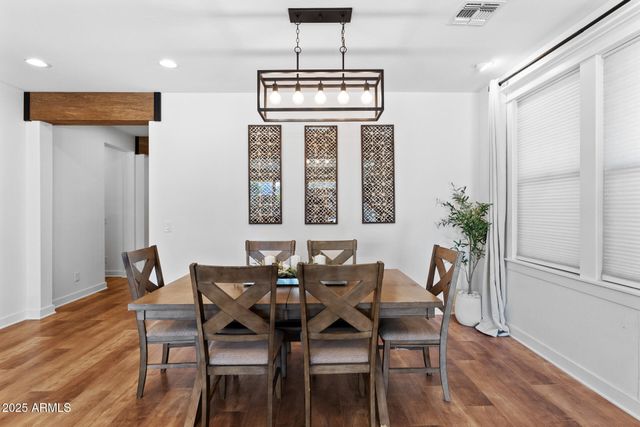 10457 E PIVITOL Avenue, Mesa, AZ 85212