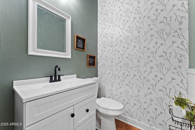 10457 E PIVITOL Avenue, Mesa, AZ 85212