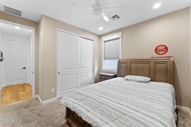 10457 E PIVITOL Avenue, Mesa, AZ 85212