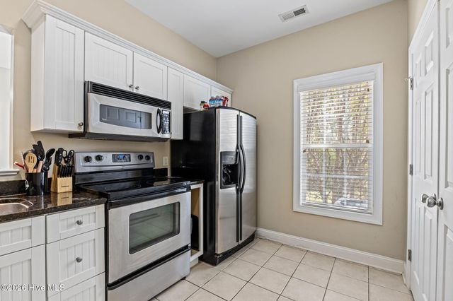 98 Mccain Lane 4, Swansboro, NC 28584