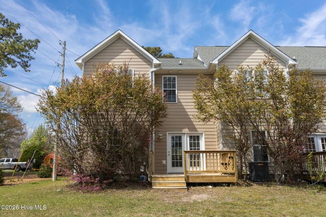 98 Mccain Lane 4, Swansboro, NC 28584