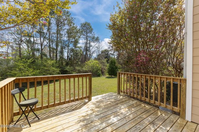 98 Mccain Lane 4, Swansboro, NC 28584
