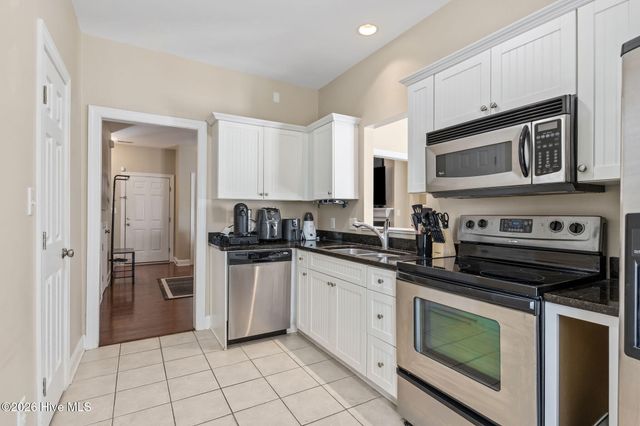 98 Mccain Lane 4, Swansboro, NC 28584