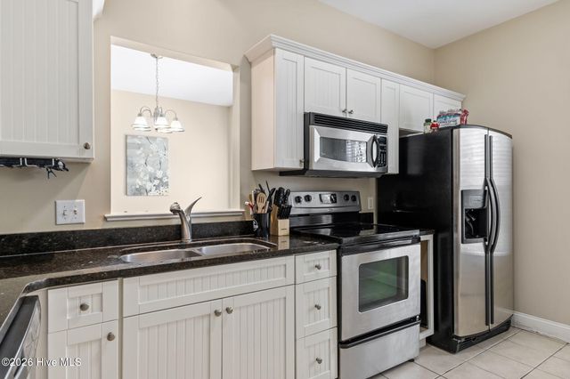 98 Mccain Lane 4, Swansboro, NC 28584