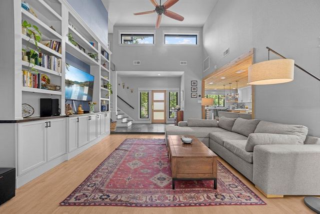1117 San Augustine DR, Austin, TX 78733