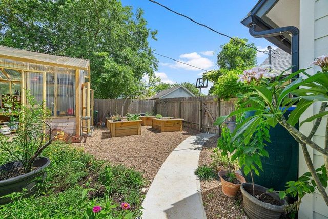1117 San Augustine DR, Austin, TX 78733