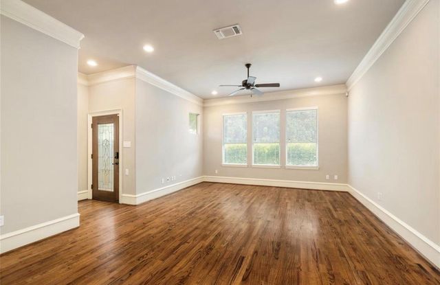 5545 Cornish Street, Houston, TX 77007