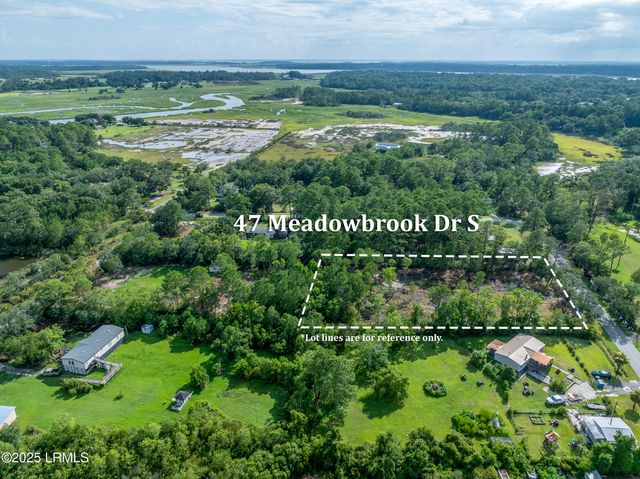 47 Meadowbrook Drive, Beaufort, SC 29907
