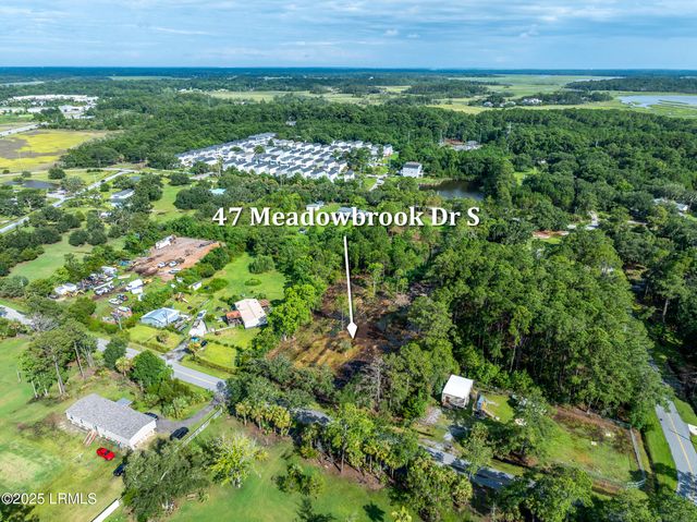47 Meadowbrook Drive, Beaufort, SC 29907