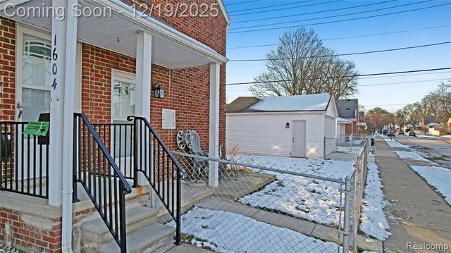 1604 15th Street, Wyandotte, MI 48192