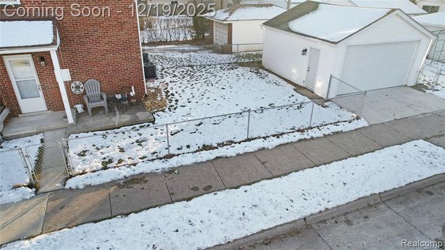 1604 15th Street, Wyandotte, MI 48192