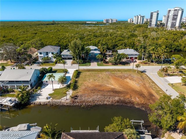 1294 Venetian WAY, Naples, FL 34110