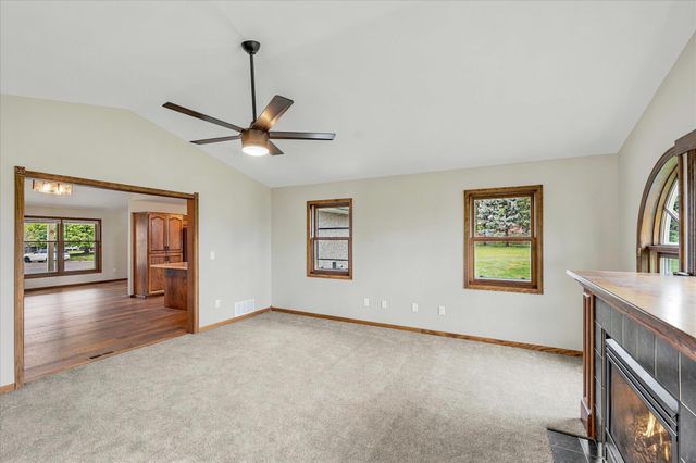 11826 Larabee Circle NE, Albertville, MN 55301