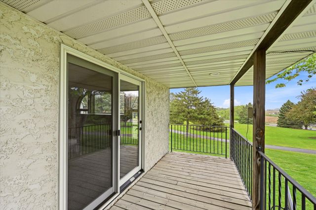11826 Larabee Circle NE, Albertville, MN 55301