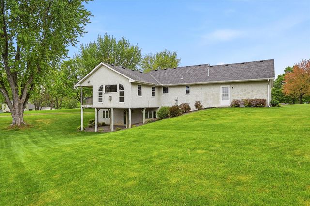 11826 Larabee Circle NE, Albertville, MN 55301