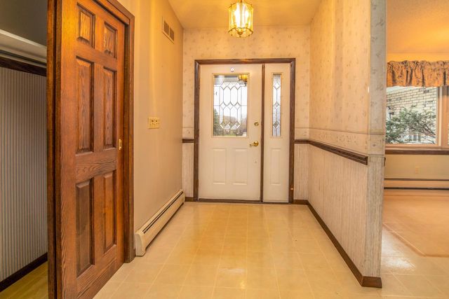 5041 Creek Haven ROAD, Cottage Grove, WI 53527