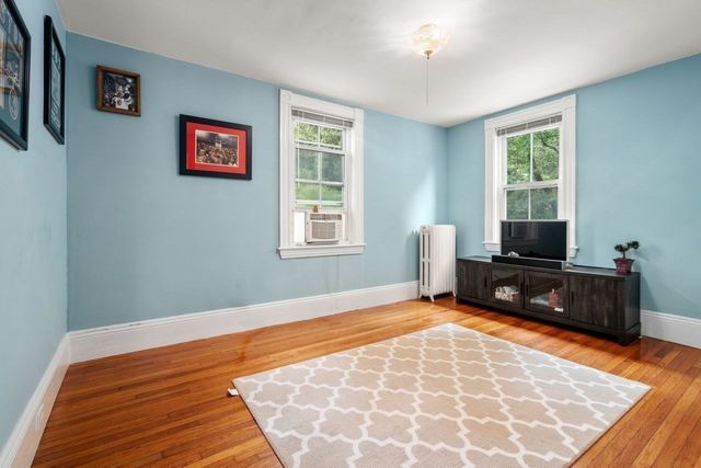 28 River Road, Weston, MA 02493