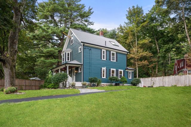 28 River Road, Weston, MA 02493