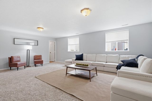 250 Durand Street, Pickerington, OH 43147