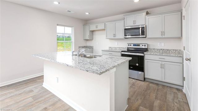 309 Zinnia Place, Lexington, NC 27295