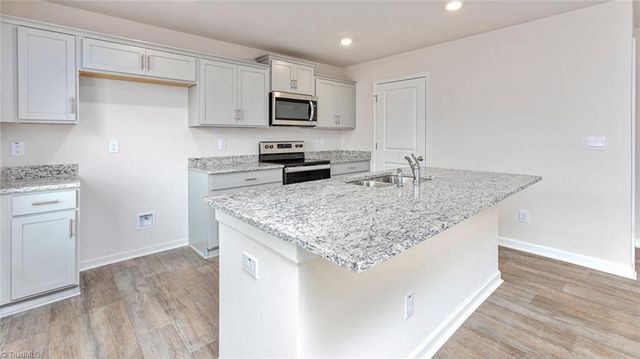 309 Zinnia Place, Lexington, NC 27295