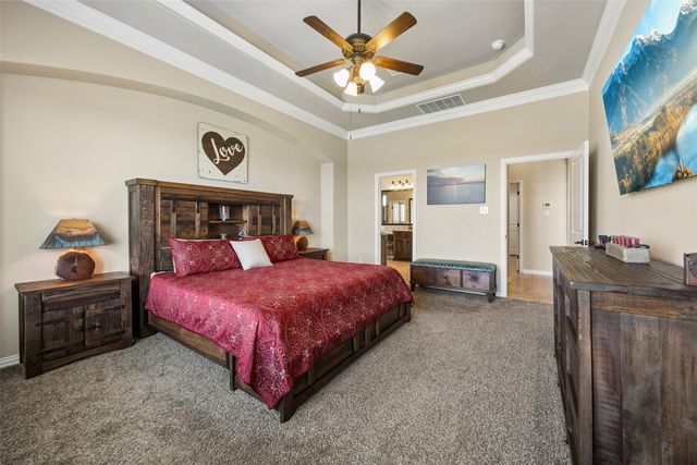 135 Stanford Lane, Springtown, TX 76082