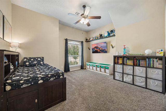 135 Stanford Lane, Springtown, TX 76082
