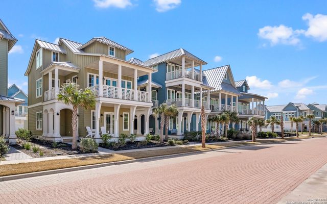 222 Sunrise Ave, Port Aransas, TX 78373