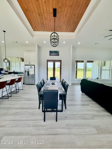534 Stump Ridge Road, Brandon, MS 39047