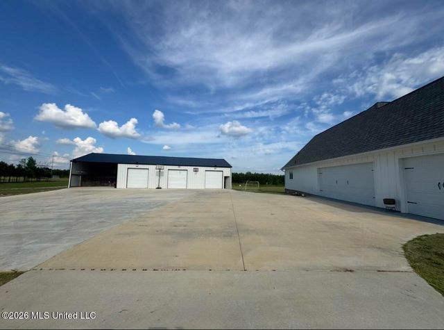 534 Stump Ridge Road, Brandon, MS 39047
