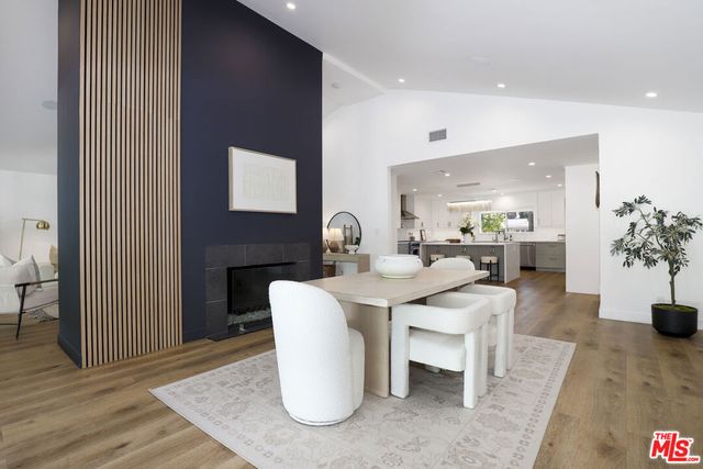 5900 Nita Avenue, Woodland Hills, CA 91367