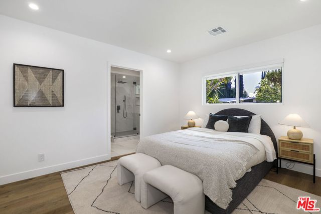 5900 Nita Avenue, Woodland Hills, CA 91367