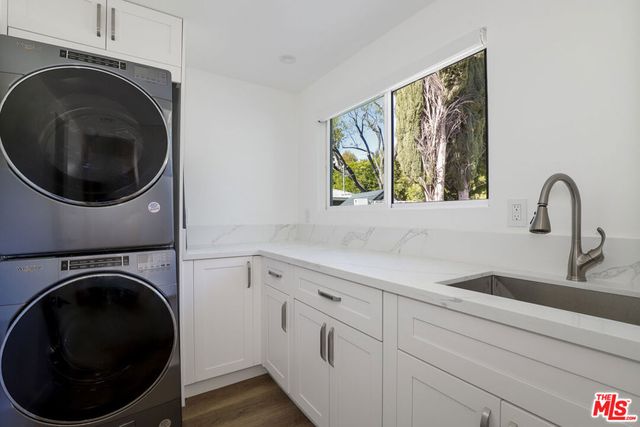 5900 Nita Avenue, Woodland Hills, CA 91367