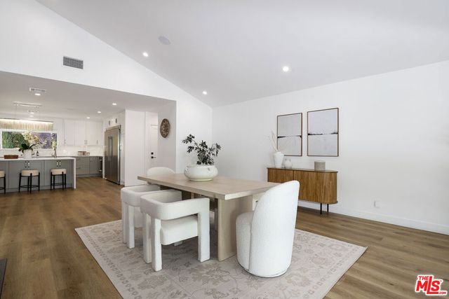 5900 Nita Avenue, Woodland Hills, CA 91367