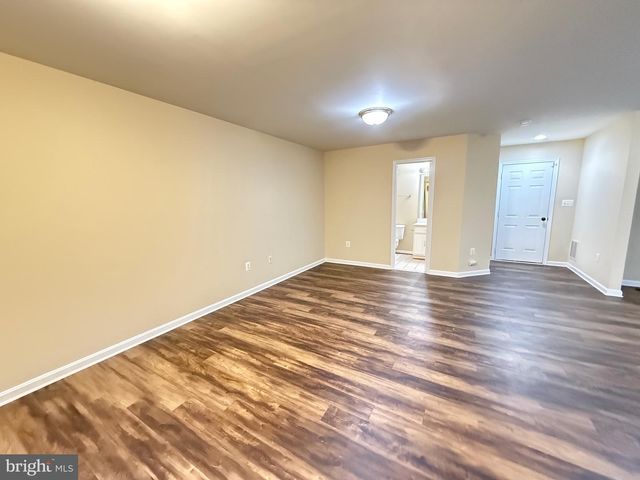 13627 CEDAR RUN LN, Herndon, VA 20171