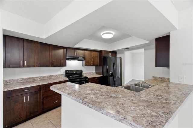 727 ISLETON DRIVE, Brandon, FL 33511