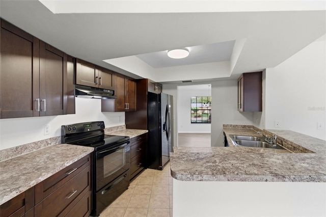 727 ISLETON DRIVE, Brandon, FL 33511