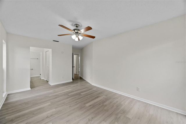 727 ISLETON DRIVE, Brandon, FL 33511