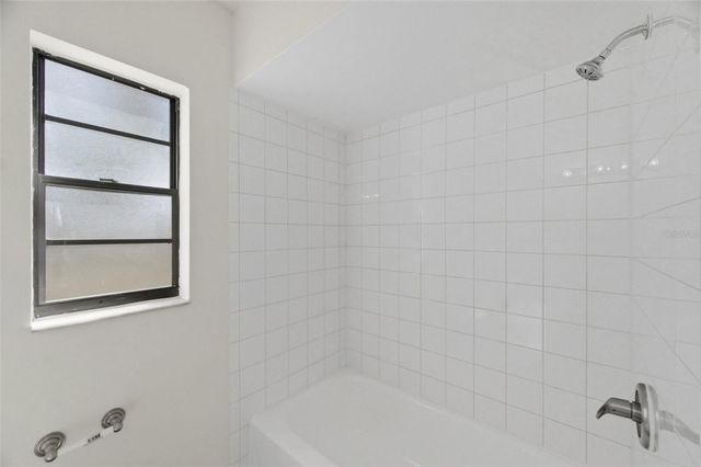 727 ISLETON DRIVE, Brandon, FL 33511