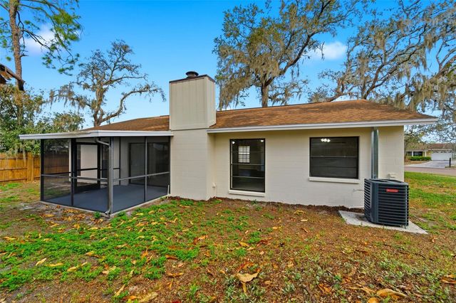 727 ISLETON DRIVE, Brandon, FL 33511