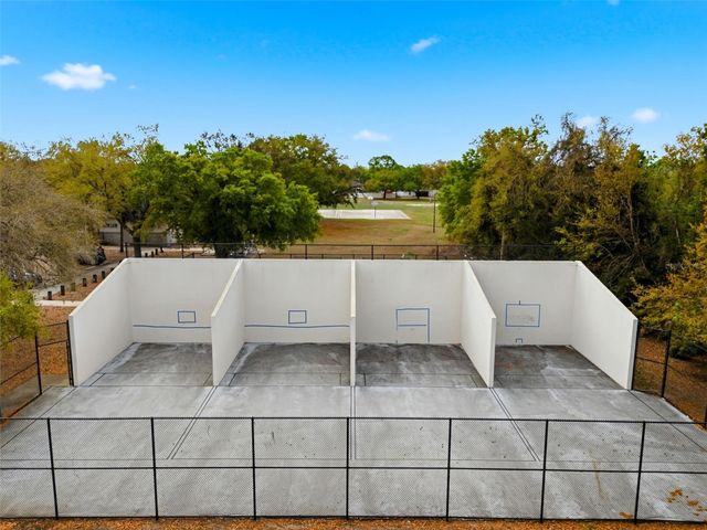 727 ISLETON DRIVE, Brandon, FL 33511