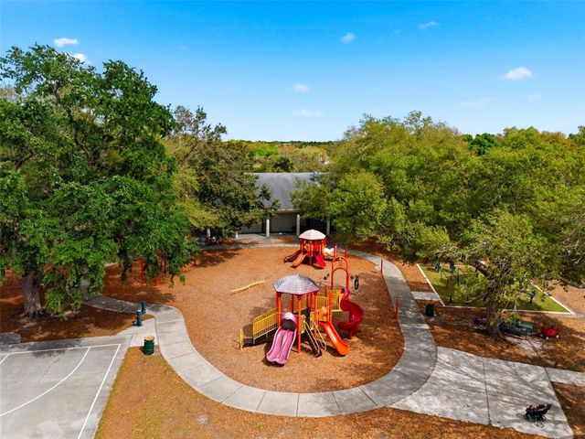 727 ISLETON DRIVE, Brandon, FL 33511