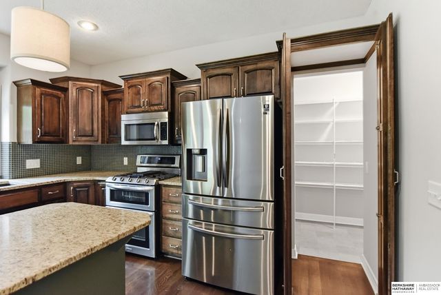 19302 Patterson Street, Omaha, NE 68135