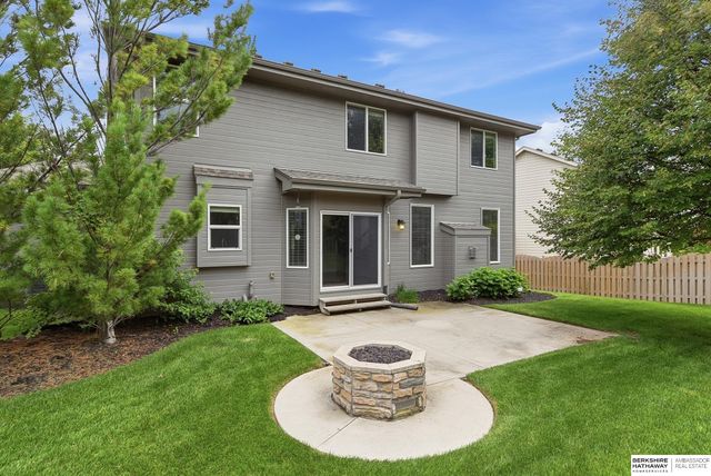 19302 Patterson Street, Omaha, NE 68135