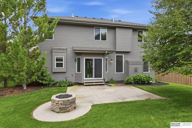 19302 Patterson Street, Omaha, NE 68135