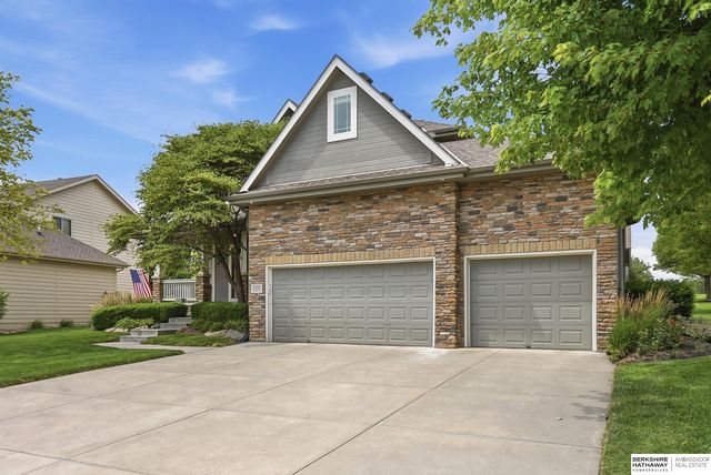 19302 Patterson Street, Omaha, NE 68135