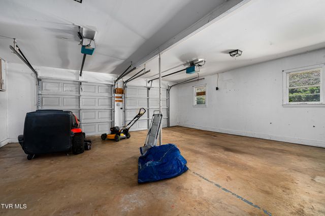 1100 Wateree Street, Kingsport, TN 37660