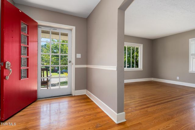 1100 Wateree Street, Kingsport, TN 37660