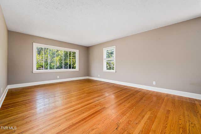 1100 Wateree Street, Kingsport, TN 37660